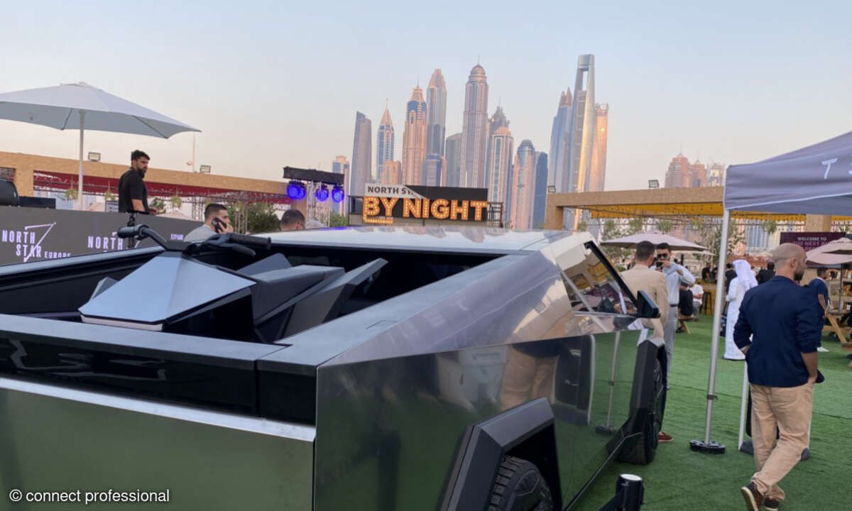 Teslas Cybertruck auf der Gitex 2024