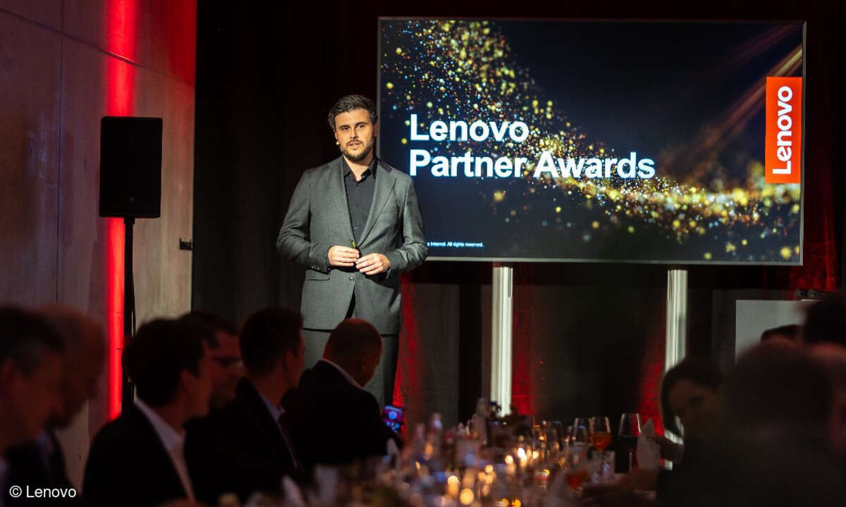 Lenovos Channel-Chef Oliver Rootsey zeichnete die besten Partner in fünf strategischen Geschäftfeldern aus.