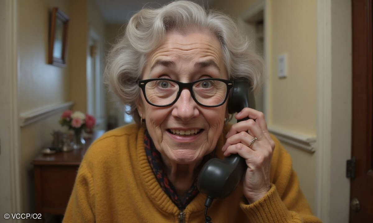KI-Oma gegen Telefonbetrüger