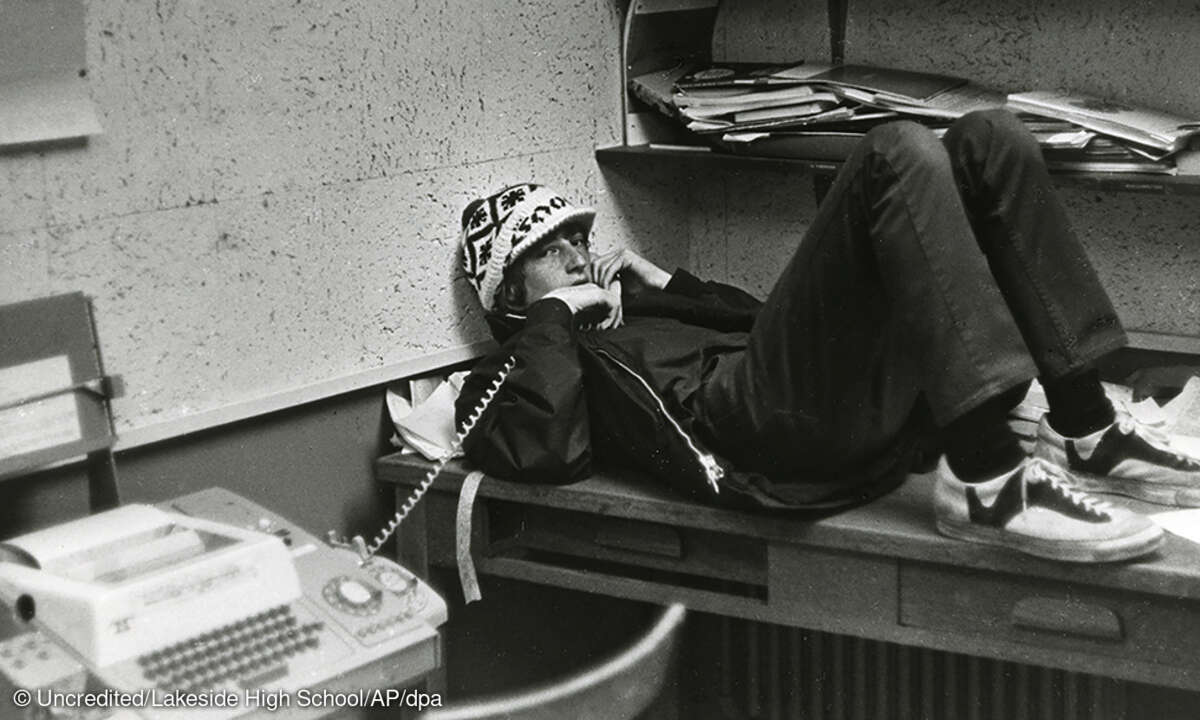 Bill Gates_1973_web_Quelle_Uncredited_Lakeside High School_AP_dpa.jpg