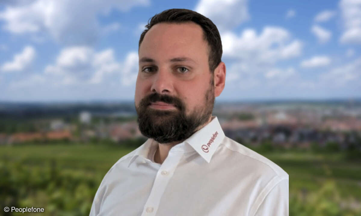 Michael Chodzinski_Peoplefone.jpg