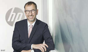 Bernhard Fauser, HP