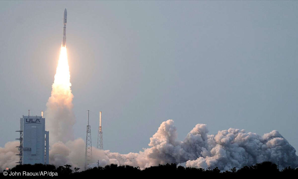 Amazon_Satellit_Bild_John Raoux_AP_dpa.jpg