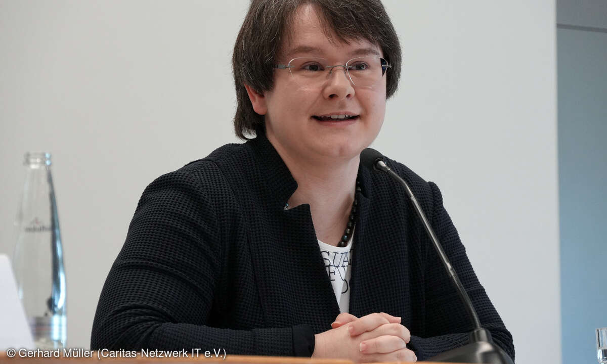 Michaela Geierhos, Universität der Bundeswehr