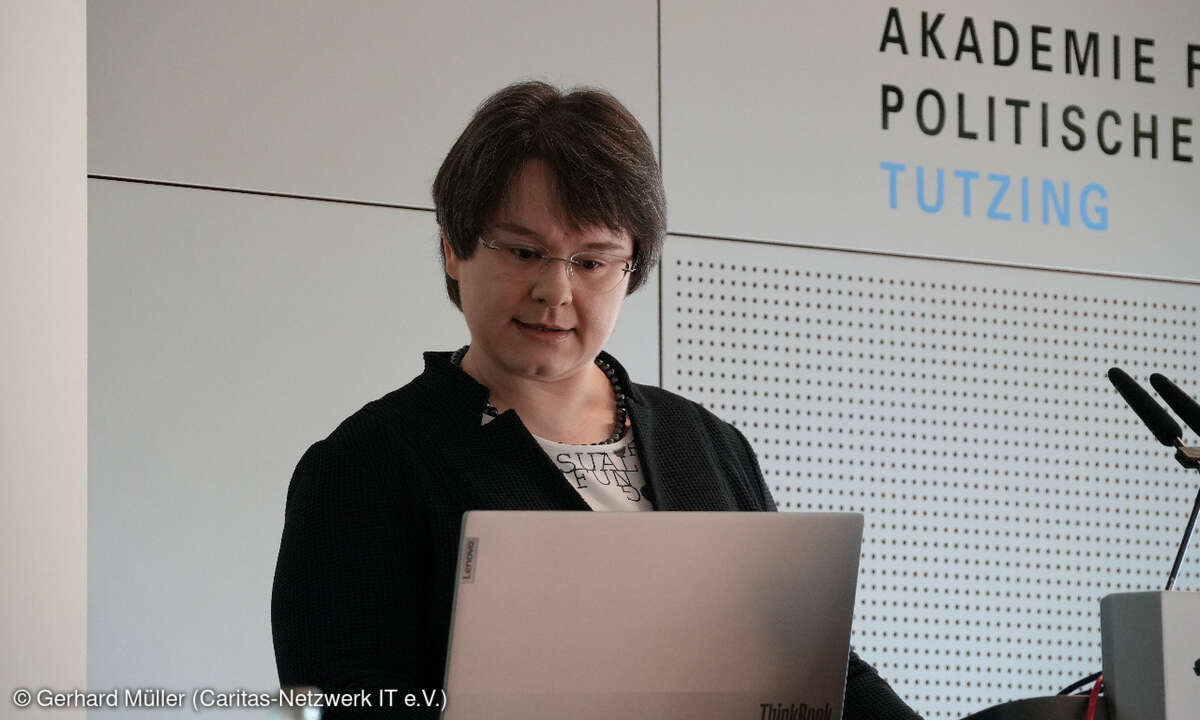 Michaela Geierhos, Universität der Bundeswehr