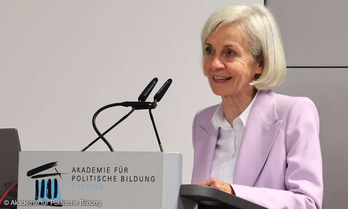 Prof. Dr. Ursula Münch, Direktorin der Akademie für Politische Bildung Tutzing