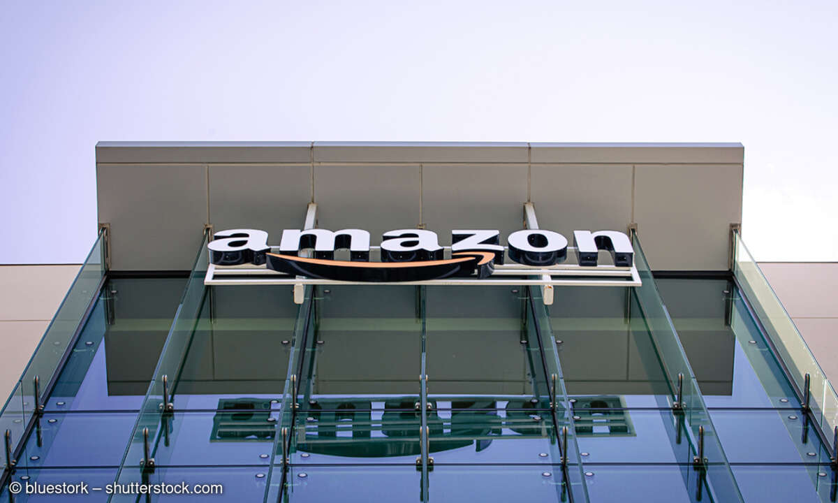 Amazon_Fassade_Bild_bluestork_shutterstock_2507296113.jpg