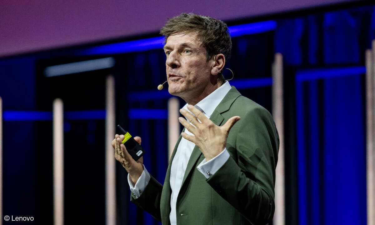 Dieter Stehle, General Manager Lenovo Infrastructure Solution Group DACH bei Lenovo, legt den Partnern Managed-Service-Modelle zur Kundenbindung ans Herz.
