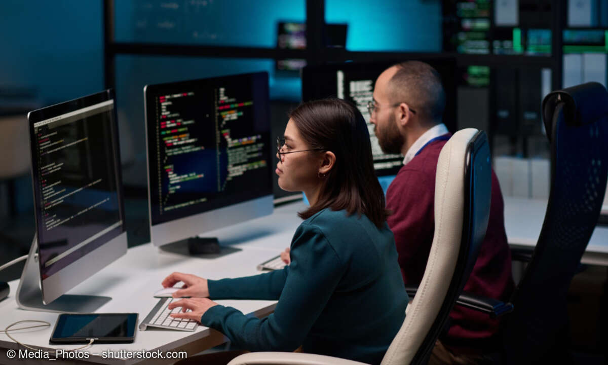 Cybersecurity, Monitoring, junges Team