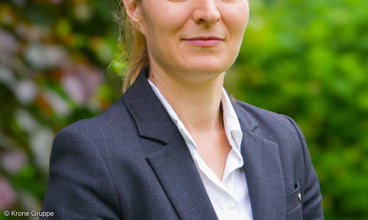 Agnes Aßbrock, Krone Gruppe