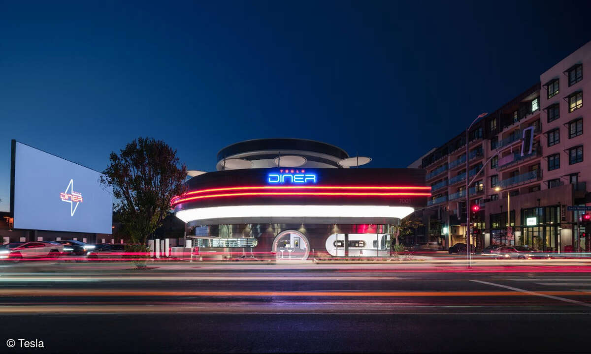 Tesla Diner in Hollywood
