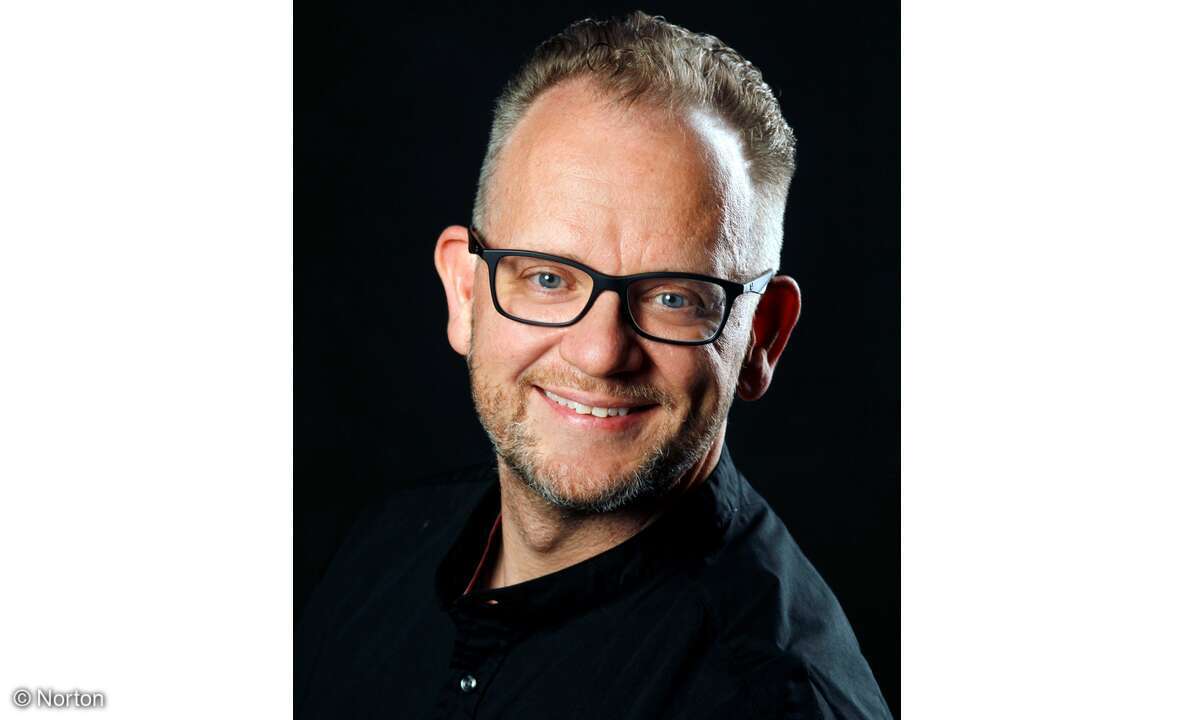 wehrhahn-stefan-norton-hoch