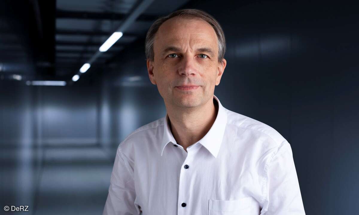 Künstliche Intelligenz (KI) hat sich von einem Zukunftsthema zu einem zentralen Wettbewerbsfaktor entwickelt. Besonders der deutsche Mittelstand steht vor der Herausforderung, die technischen Potenziale zu erkennen und systematisch in die Unternehmen