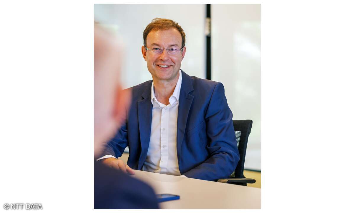 Karsten Hauffe, NTT Data