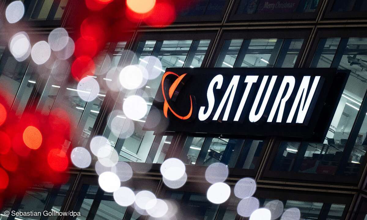 Saturn Logo