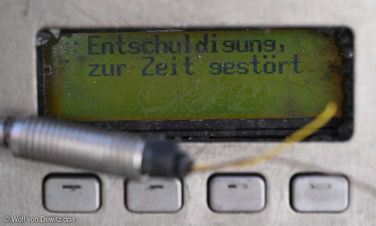 Kaputte Telefonzelle