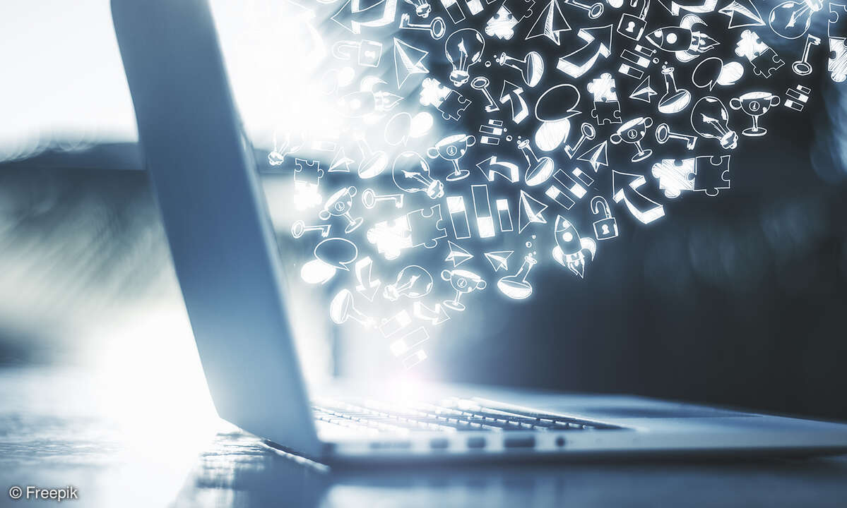 schmuckbild-notebook-aagon-bild-freepik